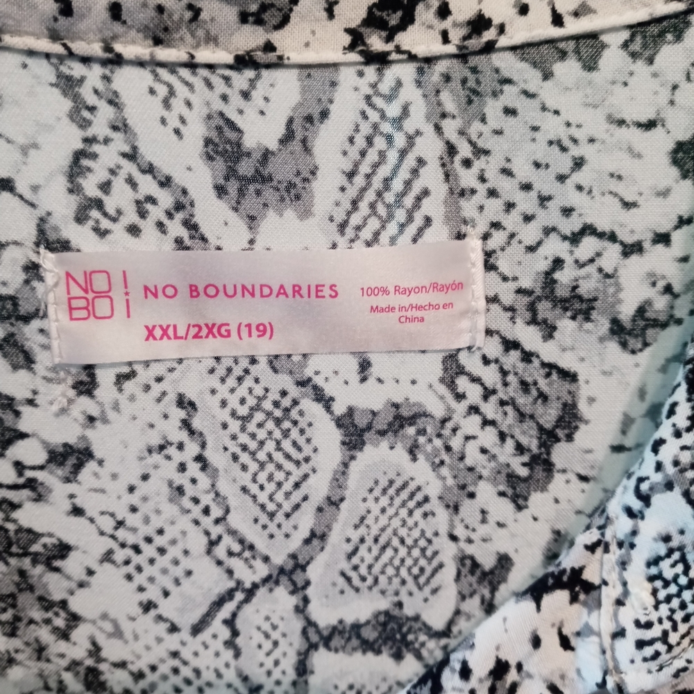 Snake Pattern Shirt - Picture 3 of 3